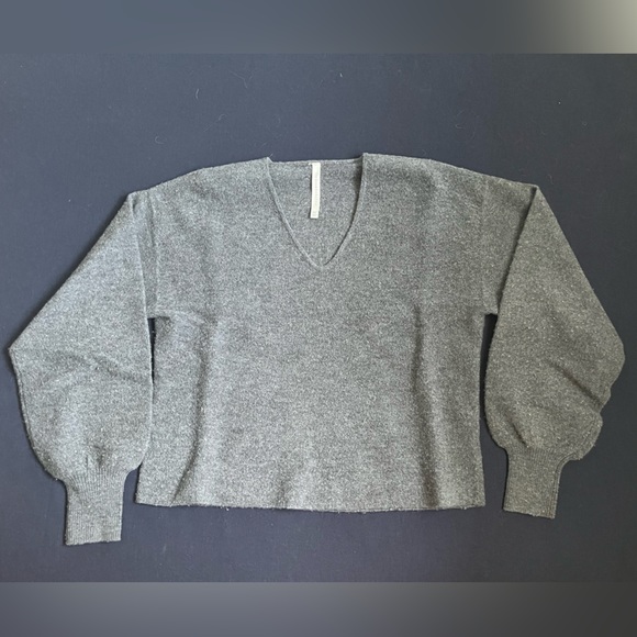 The Group by Babaton
Gratitude Sweater - Picture 4 of 8